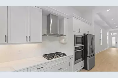 228 SE Via Sangro, Port Saint Lucie, FL 34952 - Photo 7