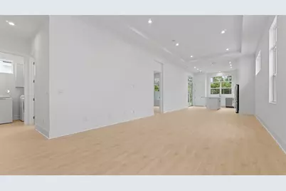 228 SE Via Sangro, Port Saint Lucie, FL 34952 - Photo 3