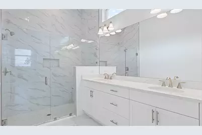 233 SE Via Sangro, Port Saint Lucie, FL 34952 - Photo 9