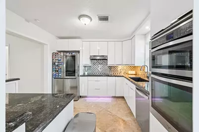 600 SE 5th Ct, Pompano Beach, FL 33060 - Photo 11