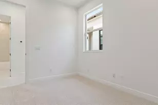 204 SE Via Sangro, Port Saint Lucie, FL 34952 - Photo 11