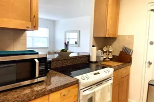 2555 NE 11th St, Fort Lauderdale, FL 33304 - Photo 5