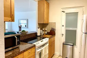 2555 NE 11th St, Fort Lauderdale, FL 33304 - Photo 7