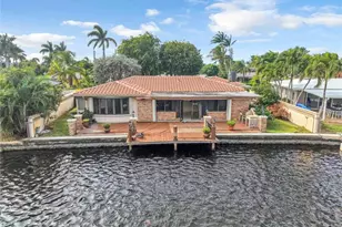 1973 Coral Gardens Dr, Wilton Manors, FL 33306 - Photo 3