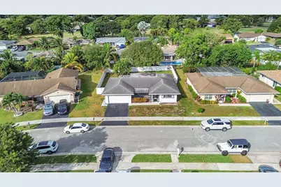 6411 NW 89th Ave, Tamarac, FL 33321 - Photo 21