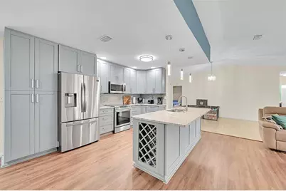 6411 NW 89th Ave, Tamarac, FL 33321 - Photo 3