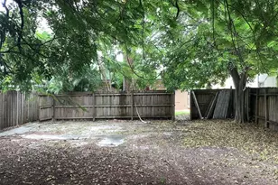 1539 NE 32nd St, Oakland Park, FL 33334 - Photo 17