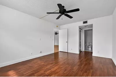 12750 SW 4th Ct, Unit #307J, Pembroke Pines, FL 33027 - Photo 27