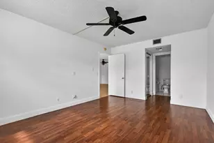 12750 SW 4th Ct, Pembroke Pines, FL 33027 - Photo 27