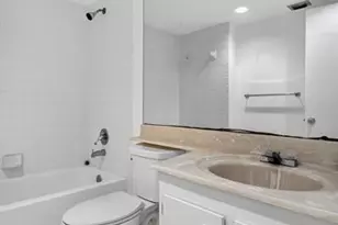 12750 SW 4th Ct, Pembroke Pines, FL 33027 - Photo 23