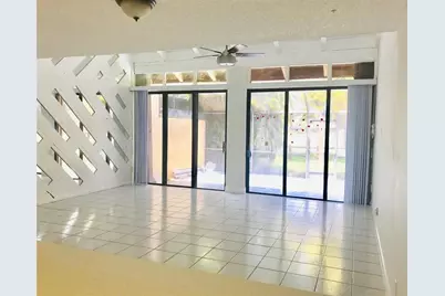 1640 W Golfview Dr, Pembroke Pines, FL 33026 - Photo 19