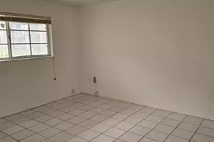 8851 NW 119th St, Hialeah, FL 33018 - Photo 7