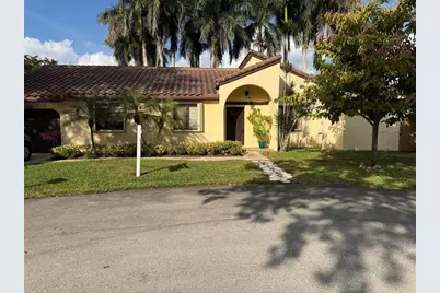 2925  Azalea Dr, Hollywood, FL 33026 - Photo 13