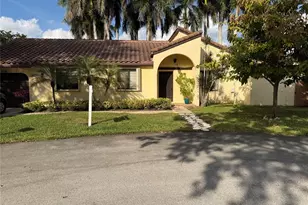 2925 Azalea Dr, Hollywood, FL 33026 - Photo 13