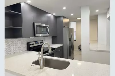 6800  Cypress Rd, Unit #102, Plantation, FL 33317 - Photo 7