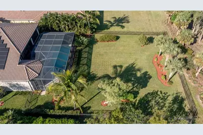 7708  Maywood Crest Dr, Palm Beach Gardens, FL 33412 - Photo 95