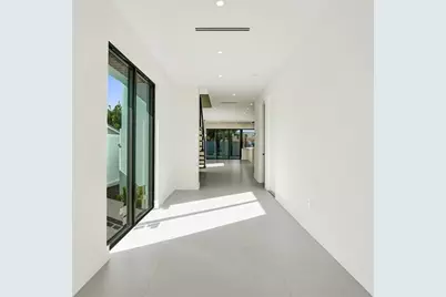 1525 NE 15th Ave, Fort Lauderdale, FL 33304 - Photo 3