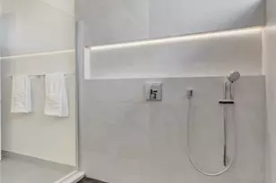 1527 NE 15th Ave, Fort Lauderdale, FL 33304 - Photo 59