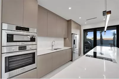 1527 NE 15th Ave, Fort Lauderdale, FL 33304 - Photo 25