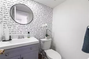 2314 S Cypress Bend Dr, Pompano Beach, FL 33069 - Photo 5