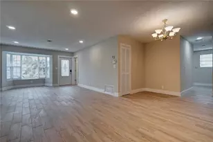 6711 NW 8th St, Margate, FL 33063 - Photo 11