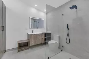 1170 NW 59th St, Miami, FL 33127 - Photo 13