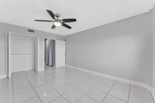 2555 NE 11th St, Fort Lauderdale, FL 33304 - Photo 13