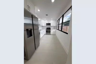 2820 NE 9th Ter, Pompano Beach, FL 33064 - Photo 7