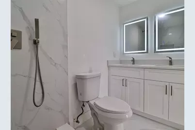 2820 NE 9th Ter, Pompano Beach, FL 33064 - Photo 21