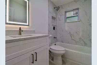 2820 NE 9th Ter, Pompano Beach, FL 33064 - Photo 13