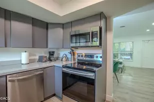 19 NE 16th St, Fort Lauderdale, FL 33304 - Photo 3