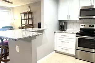 377 Tilford R, Deerfield Beach, FL 33442 - Photo 3