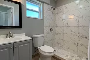 2016 NE 17th Ct, Fort Lauderdale, FL 33305 - Photo 13