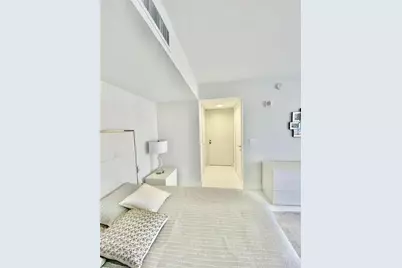 17201  Collins Ave, Unit #1006, Sunny Isles Beach, FL 33160 - Photo 5