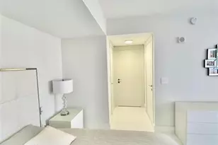 17201 Collins Ave, Sunny Isles Beach, FL 33160 - Photo 5