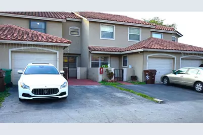 6380 W 24th Ct, Hialeah, FL 33016 - Photo 3