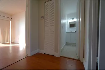 6380 W 24th Ct, Hialeah, FL 33016 - Photo 25