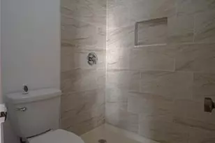 6380 W 24th Ct, Hialeah, FL 33016 - Photo 33