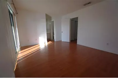 6380 W 24th Ct, Hialeah, FL 33016 - Photo 31