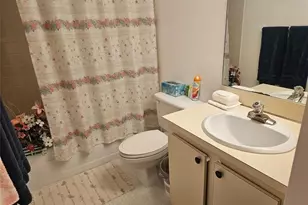 5570 NW 44th St, Lauderhill, FL 33319 - Photo 13