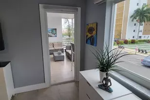 3050 16 Ave Unit, Oakland Park, FL 33334 - Photo 9