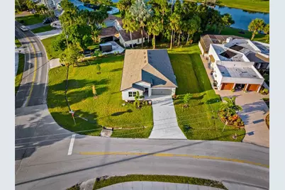 1689 SW Abingdon Ave, Port Saint Lucie, FL 34953 - Photo 27