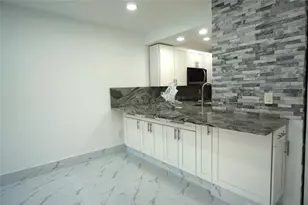 1035 W 77th St, Hialeah, FL 33014 - Photo 9