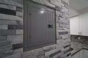 1035 W 77th St, Hialeah, FL 33014 - Photo 21