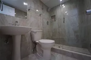 1035 W 77th St, Hialeah, FL 33014 - Photo 39