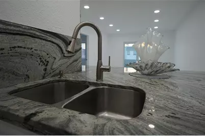 1035 W 77th St, Unit #208, Hialeah, FL 33014 - Photo 19