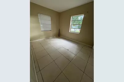 418 E Evanston Cir, Fort Lauderdale, FL 33312 - Photo 9