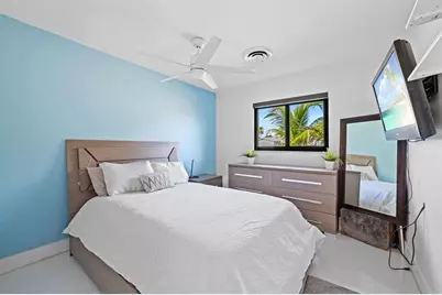 4314  Roosevelt St, Hollywood, FL 33021 - Photo 17