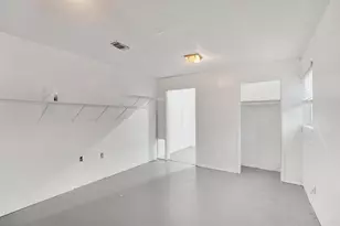 1701 NE 27th Dr, Wilton Manors, FL 33334 - Photo 41