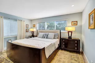 1701 NE 27th Dr, Wilton Manors, FL 33334 - Photo 23